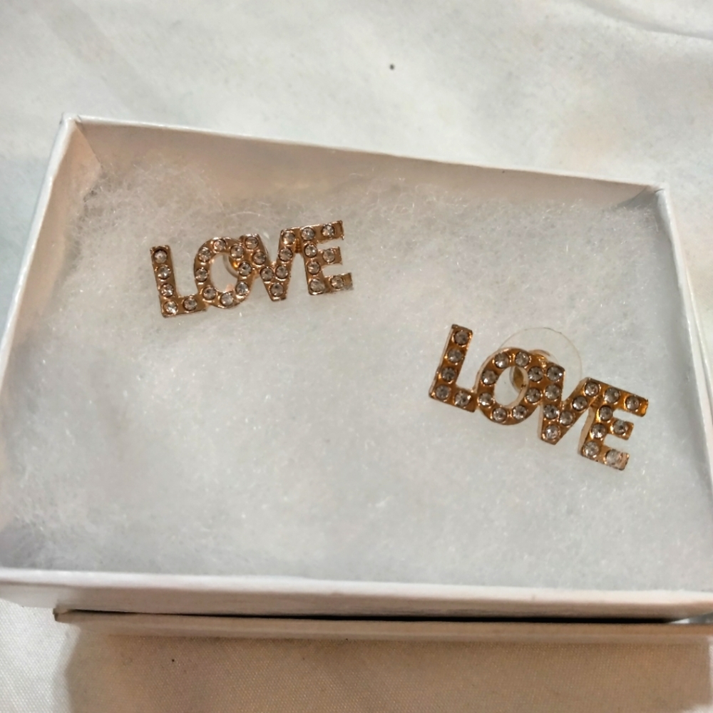 Earrings love pair